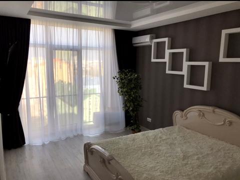 квартира за адресою Київ, Регенераторна вул., 4 