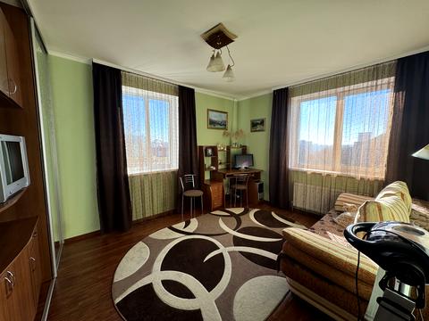 будинок за адресою Степана Бандери вул.