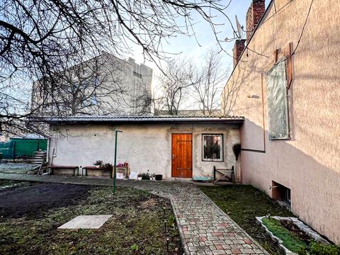 дом по адресу Вʼячеслава Чорновола ул.