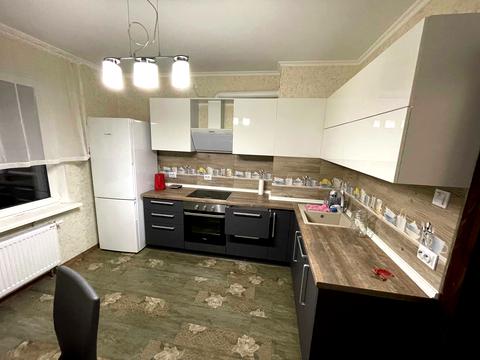 квартира за адресою Київ, Академіка Глушкова просп., 9-Є