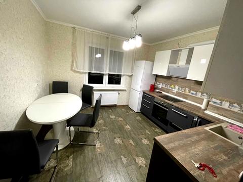 квартира за адресою Київ, Академіка Глушкова просп., 9-Є