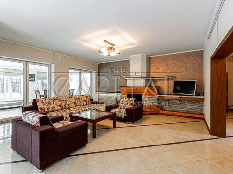 будинок за адресою с. Лебедівка, Набережна вул., 11