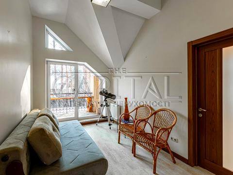 будинок за адресою с. Лебедівка, Набережна вул., 11