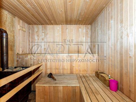 будинок за адресою с. Лебедівка, Набережна вул., 11