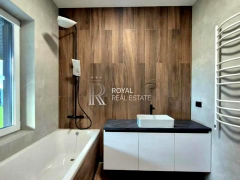 будинок за адресою с. Підгірці, Лугова вул., 35