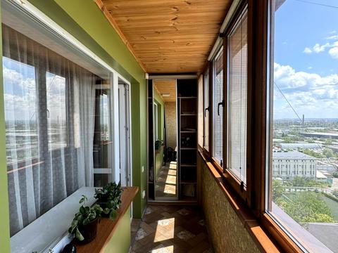 квартира за адресою Богдана Хмельницького вул., 2