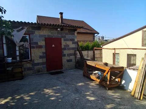 будинок за адресою Радісна вул.