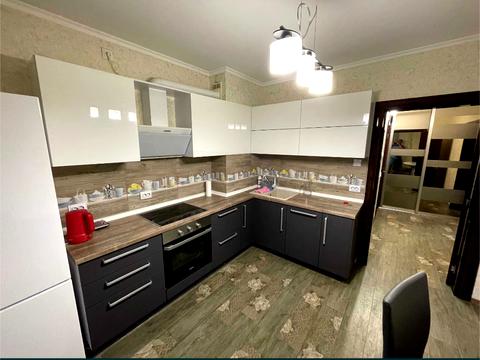 квартира за адресою Київ, Академіка Глушкова просп., 9-Є