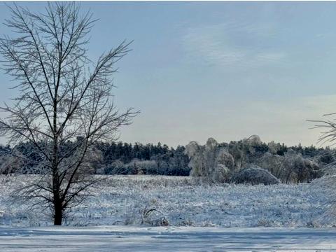 участок по адресу 