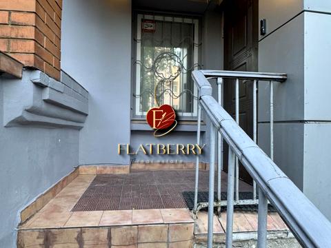 комерційна за адресою Академіка Богомольця вул., 5