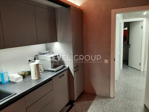 комерційна за адресою Воздвиженська вул., 60