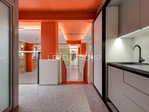 комерційна за адресою Воздвиженська вул., 60