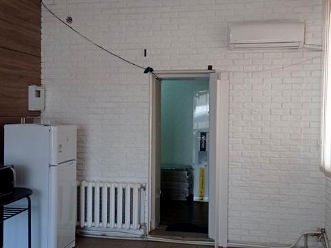 комерційна за адресою Вільної Ічкерії вул. (Волгоградська), 4