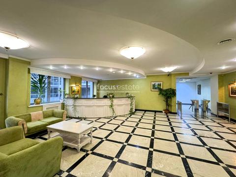 комерційна за адресою Спортивна пл., 3в