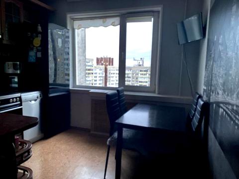 квартира за адресою Академіка Заболотного вул., 110