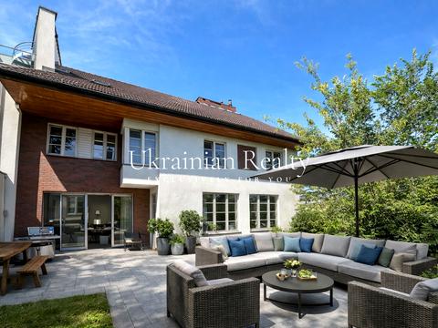 коммерческая по адресу Ольшанская ул., 8/5