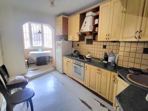 квартира по адресу Евгения Чикаленко ул., 81/3