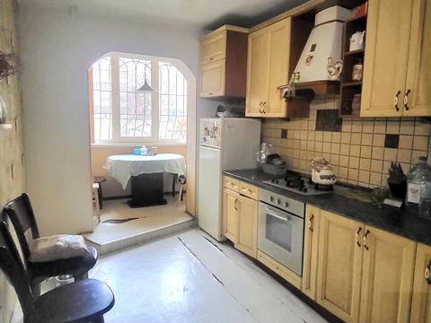 квартира за адресою Євгена Чикаленка вул., 81/3