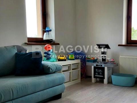 будинок за адресою незалежності, 1