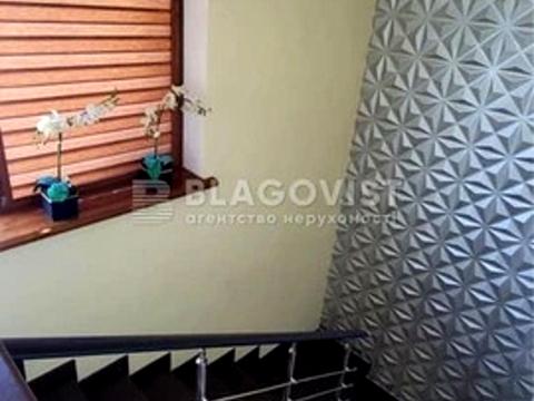 будинок за адресою незалежності, 1