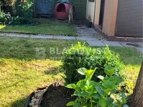 будинок за адресою незалежності, 1