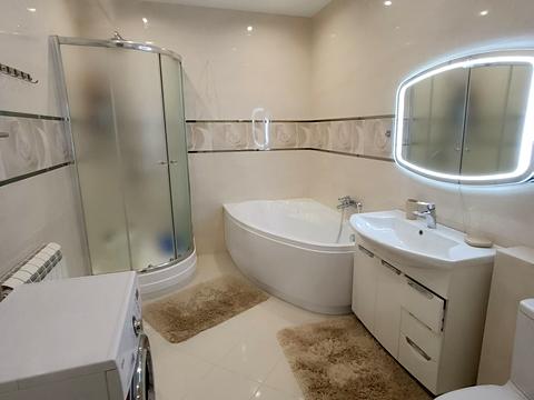 квартира за адресою Михайла Лушпи просп., 2/1