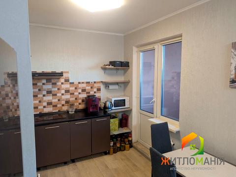 квартира по адресу Софии Русовой ул., 1