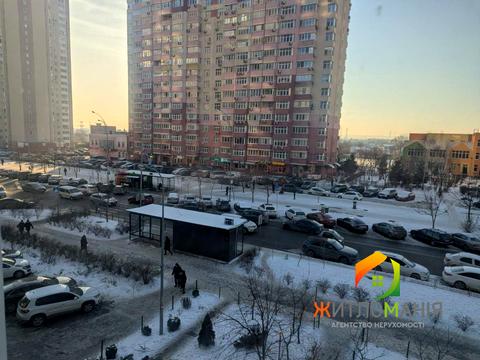 квартира по адресу Софии Русовой ул., 1