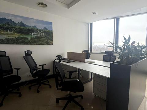 комерційна за адресою Львів, В'ячеслава Чорновола просп. (), 67г