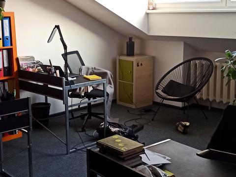 комерційна за адресою Київ, Ольгинська вул., 2/1