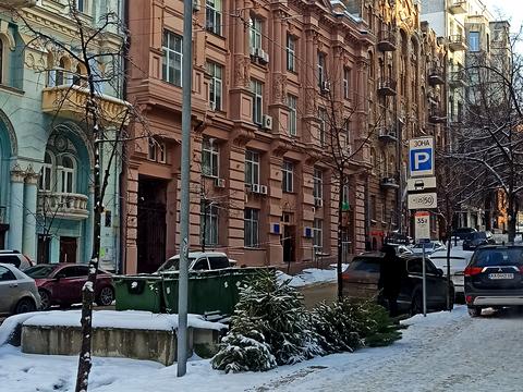 комерційна за адресою Київ, Ольгинська вул., 2/1