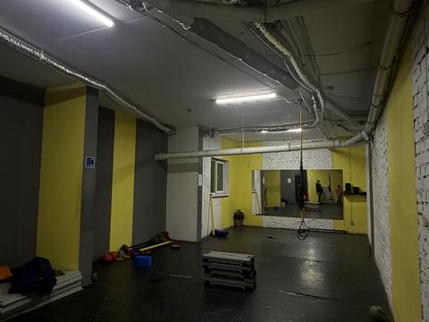 коммерческая по адресу Квітковий пер., 2-Г