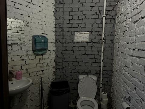 коммерческая по адресу Квітковий пер., 2-Г