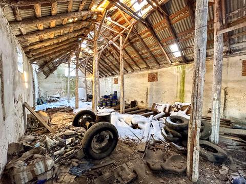 коммерческая по адресу Хмельницького, 7