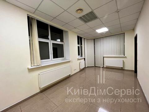 комерційна за адресою Микільсько-Слобідська вул., 6-В