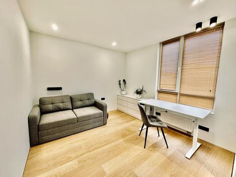 квартира за адресою Салютна вул., 2к1