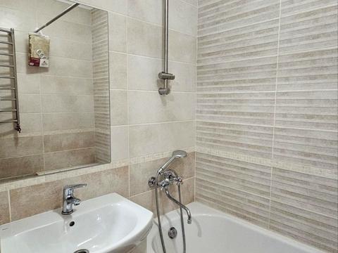 квартира за адресою Миколи Міхновського вул., 10/2