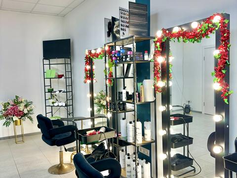 комерційна за адресою Мисливська вул., 24