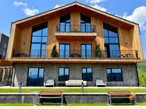 коммерческая по адресу Вишні, 1