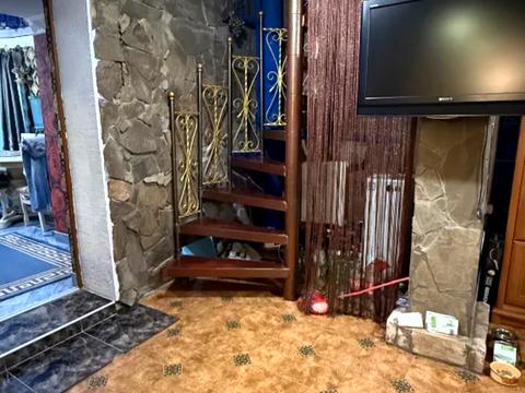 дом по адресу Набережна 1-а