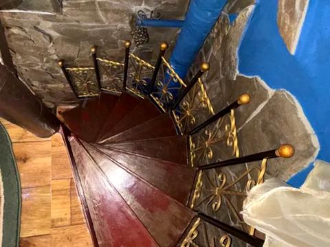 дом по адресу Набережна 1-а