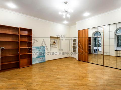 комерційна за адресою Київ, Лютеранська вул., 12