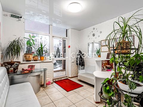 комерційна за адресою Олени Пчілки вул., 3-В