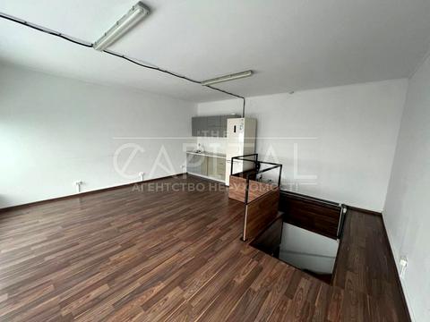 комерційна за адресою Миколи Міхновського бульв. (Дружби народів), 14-16