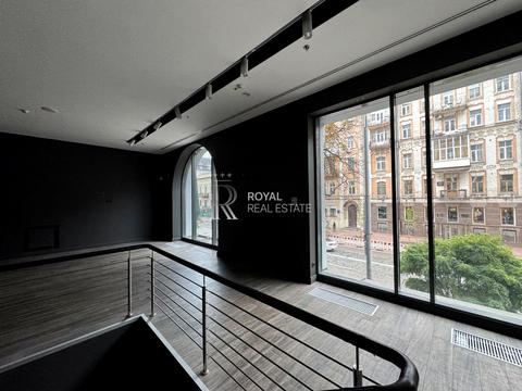 коммерческая по адресу Владимирская ул., 38