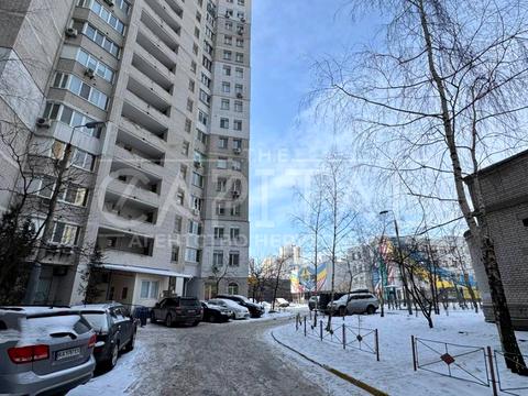 квартира за адресою Драгоманова вул., 31-Б