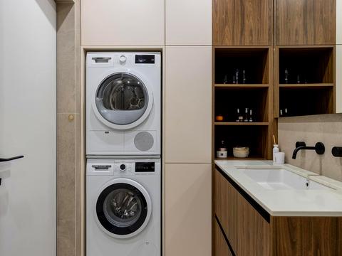 квартира по адресу Угорская ул., 12