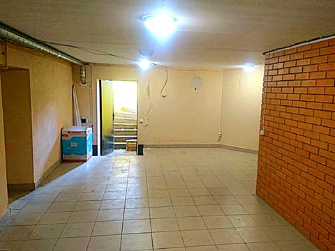 комерційна за адресою с. Софіївська борщагівка, Яблунева вул., 13-Б