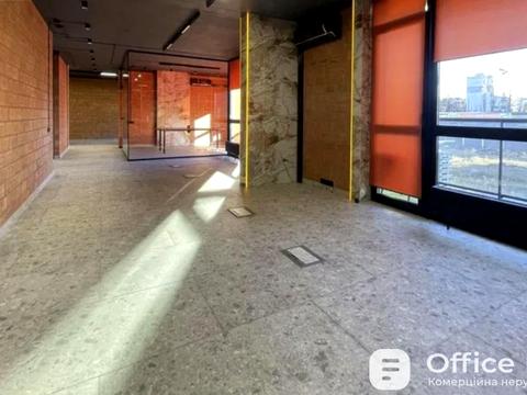 комерційна за адресою Джона Маккейна вул. (Івана Кудрі), 1-Б