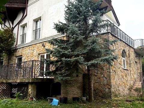 будинок за адресою Ягідна вул.